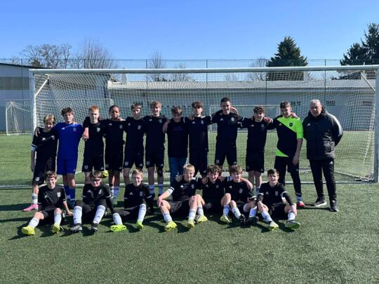 Visszav�gtunk �s el�zt�nk! 