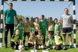U8=2011: Nagypnteken Csepregen az U8-as Nyuszi Kupa nagy sikert aratott.