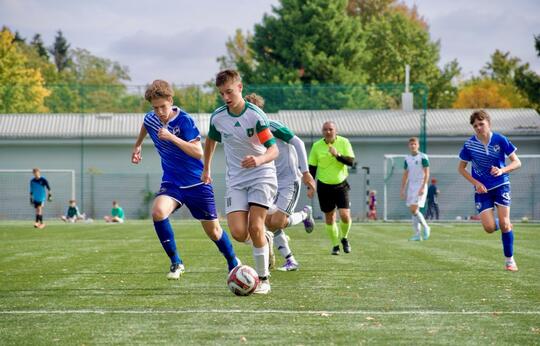 Gy�zelm�vel tapad az �llovasokra a Lurk� UFC U16 (2011)