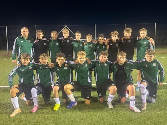 Sorozatban m�sodik meccs�t nyerte meg a Lurk� UFC U14 (2013)